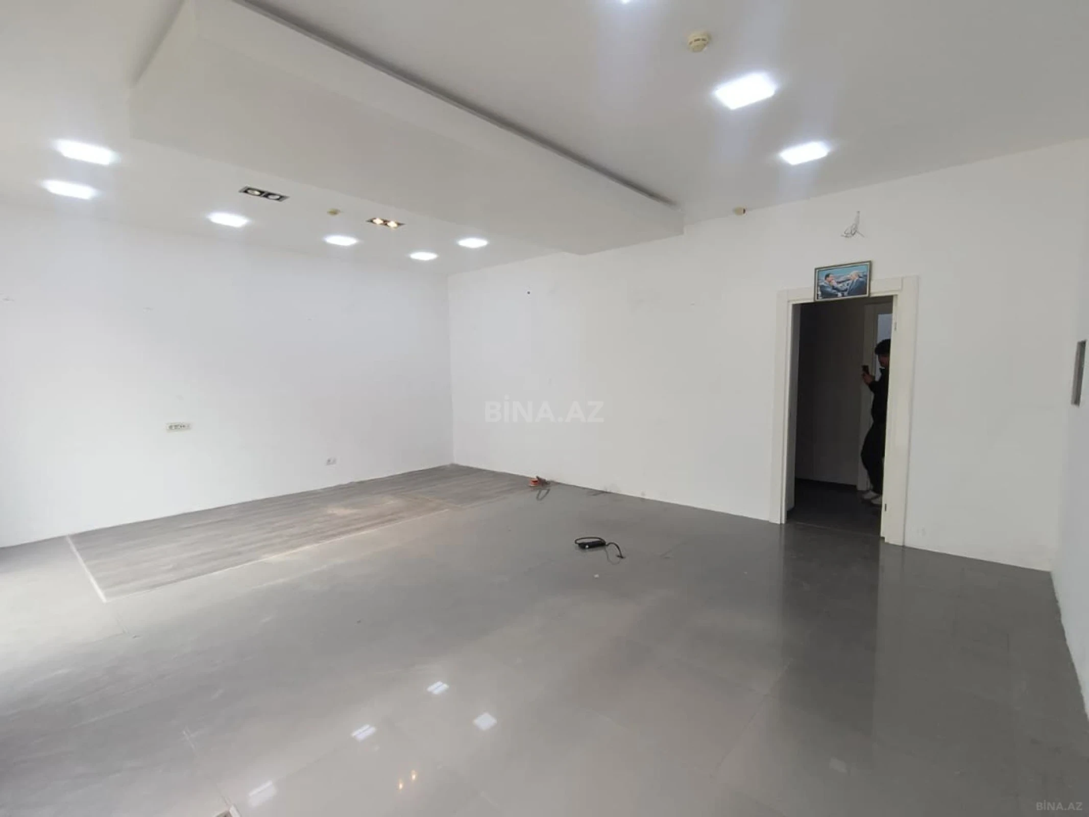 Kirayə verilir obyekt 130 m²