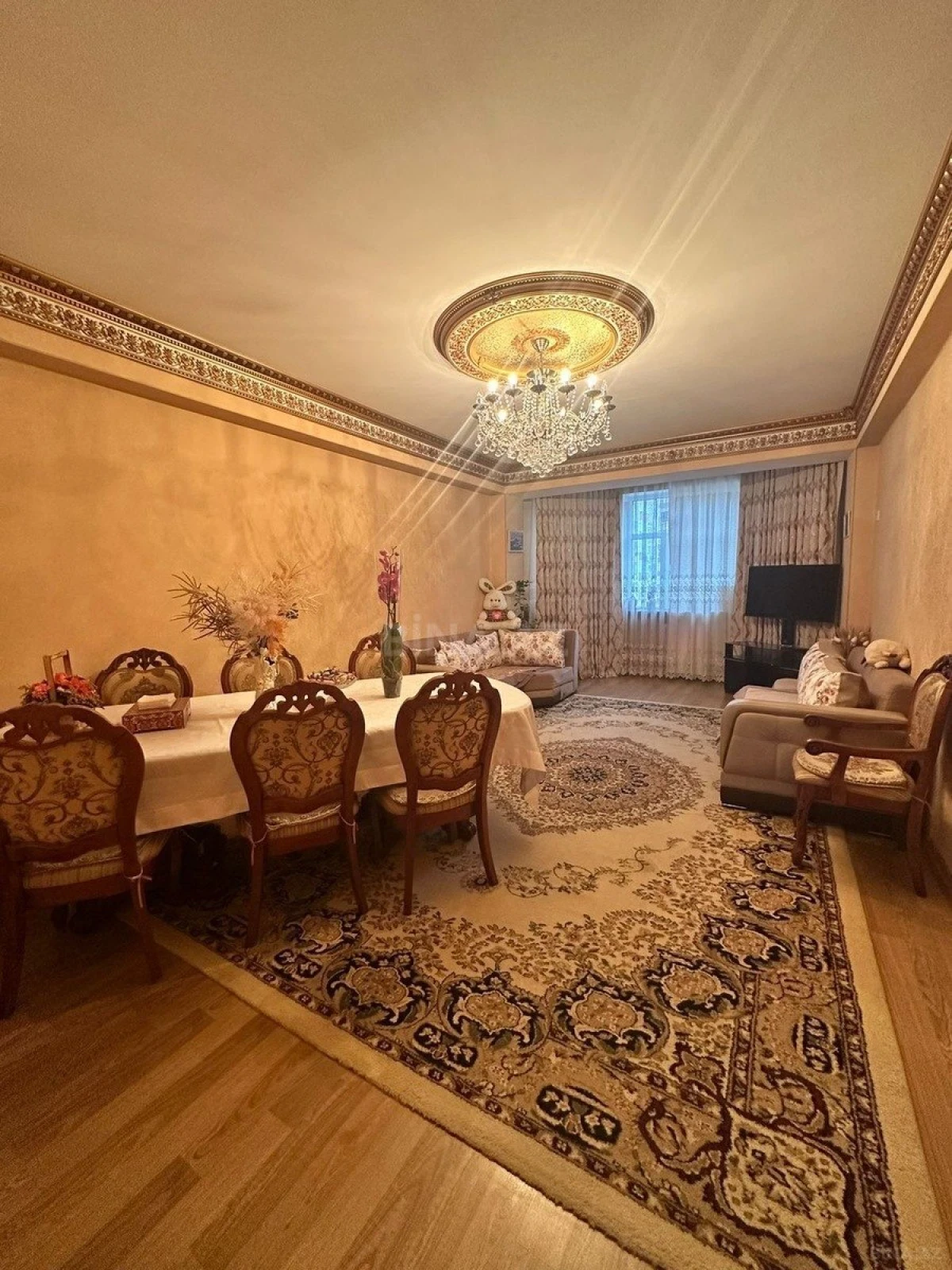 Satılır 3 otaqlı mənzil 112 m²
