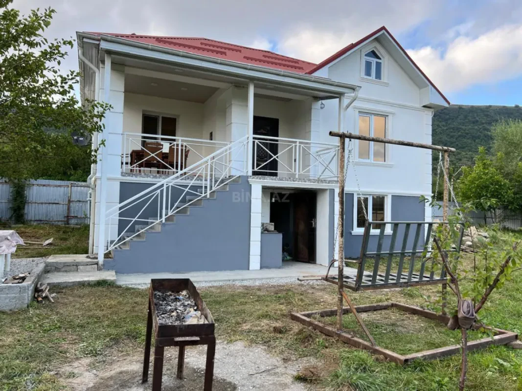 Kirayə verilir 4 otaqlı həyət evi 160 m²