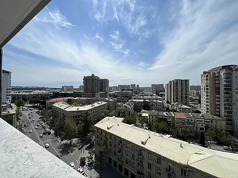 Satılır 3 otaqlı mənzil 150 m² — Bakı 3 otaq 150.00 m²