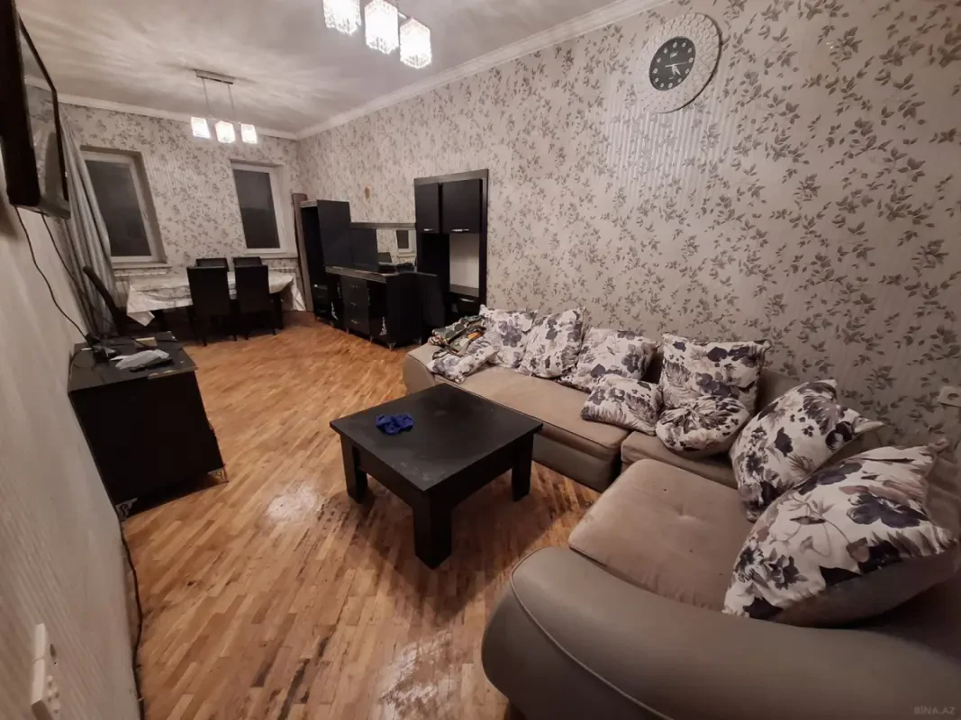 Kirayə verilir 3 otaqlı mənzil 80 m²