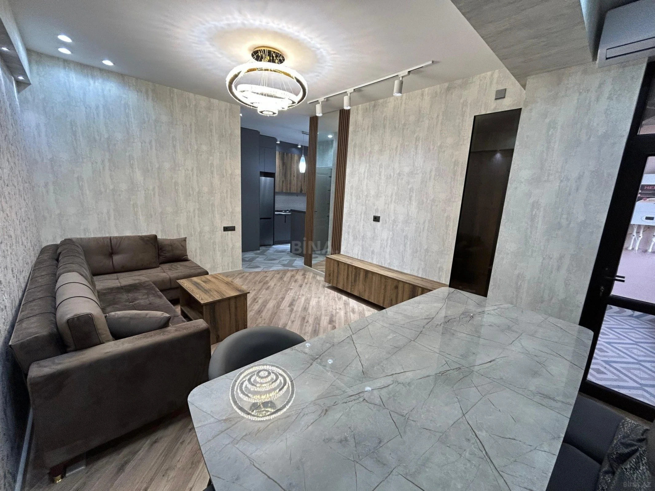 Satılır 2 otaqlı mənzil 50 m²