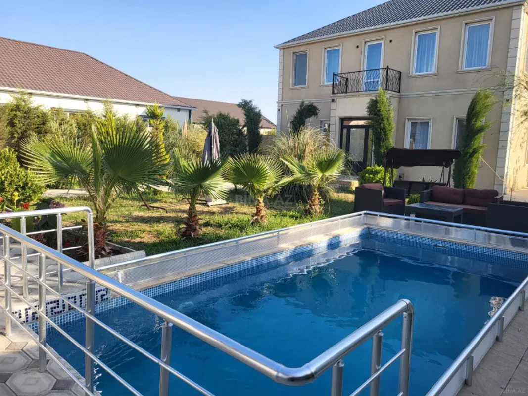 Kirayə verilir 5 otaqlı həyət evi 200 m²