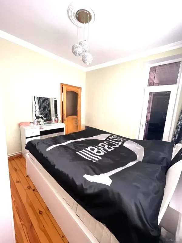 Kirayə verilir 2 otaqlı mənzil 57 m²