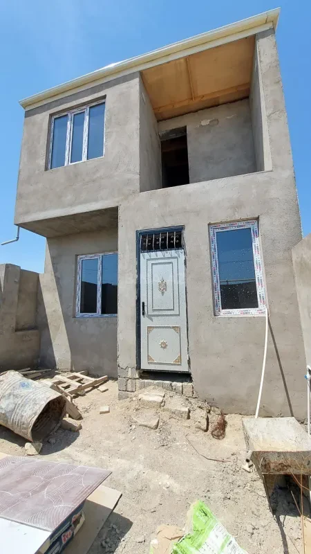 Satılır 4 otaqlı həyət evi 90 m²