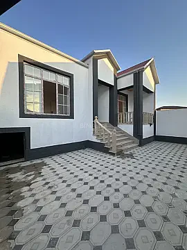 Satılır 3 otaqlı həyət evi 15 m² — Bakı 3 otaq 15.00 m²