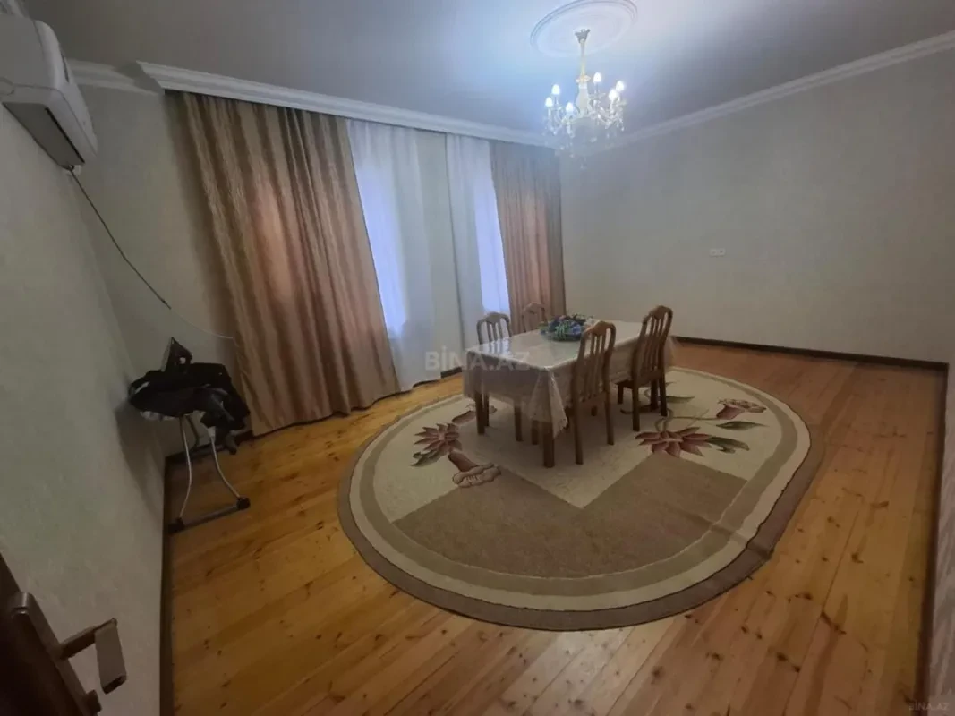 Satılır 4 otaqlı həyət evi 100 m²