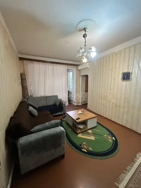 Satılır 2 otaqlı mənzil 60 m²