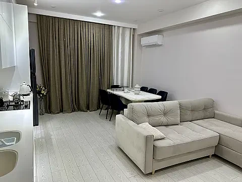 Satılır 3 otaqlı mənzil 102 m² — Bakı, Badamdar 3 otaq 102.00 m²