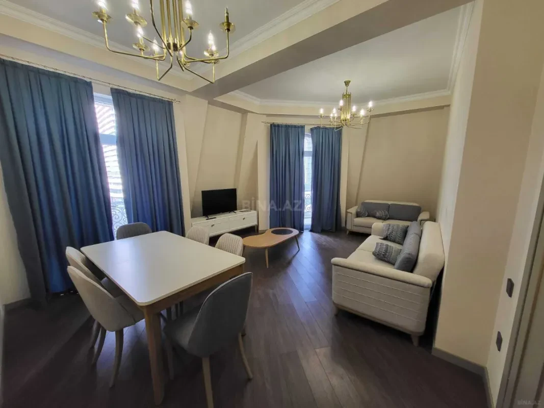 Kirayə verilir 3 otaqlı mənzil 105 m²