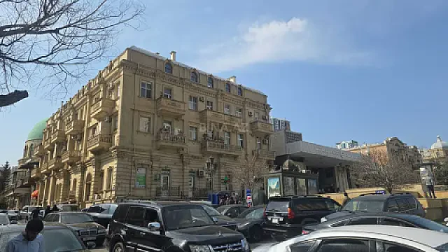 Satılır 3 otaqlı mənzil 98 m² — Bakı, Nizami 3 otaq 98.00 m²