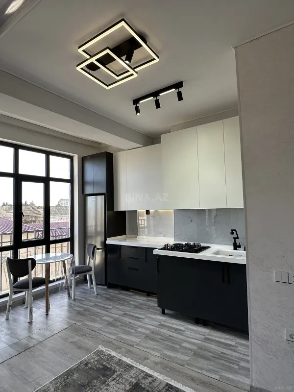 Kirayə verilir 2 otaqlı mənzil 60 m²