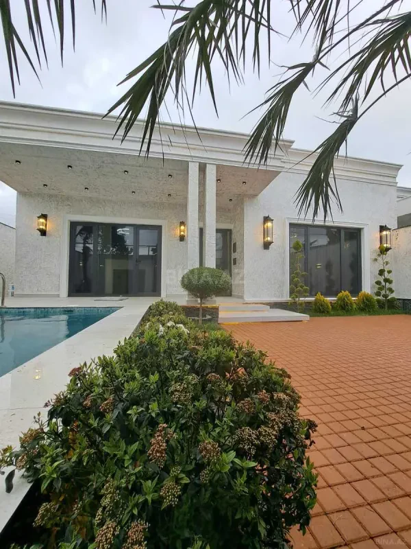Satılır 4 otaqlı həyət evi 130 m²