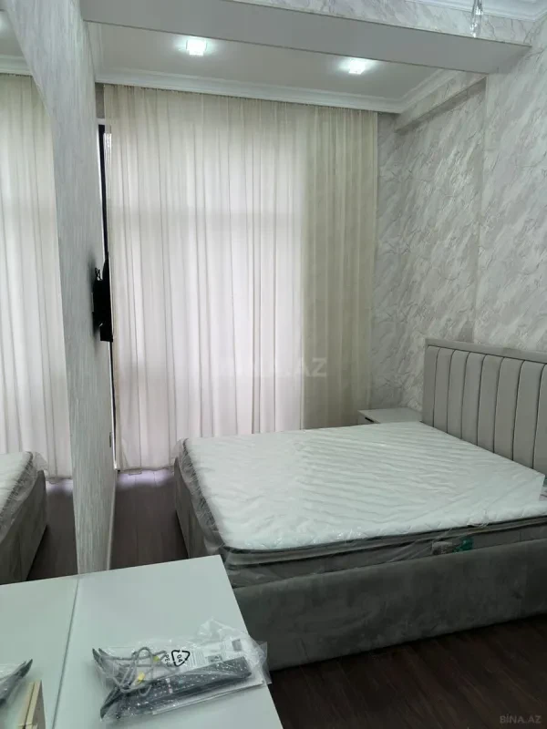 Kirayə verilir 2 otaqlı mənzil 65 m²