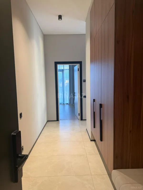 Satılır 2 otaqlı mənzil 76 m²