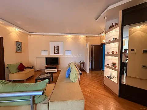 Satılır 3 otaqlı mənzil 105 m² — Bakı 3 otaq 105.00 m²