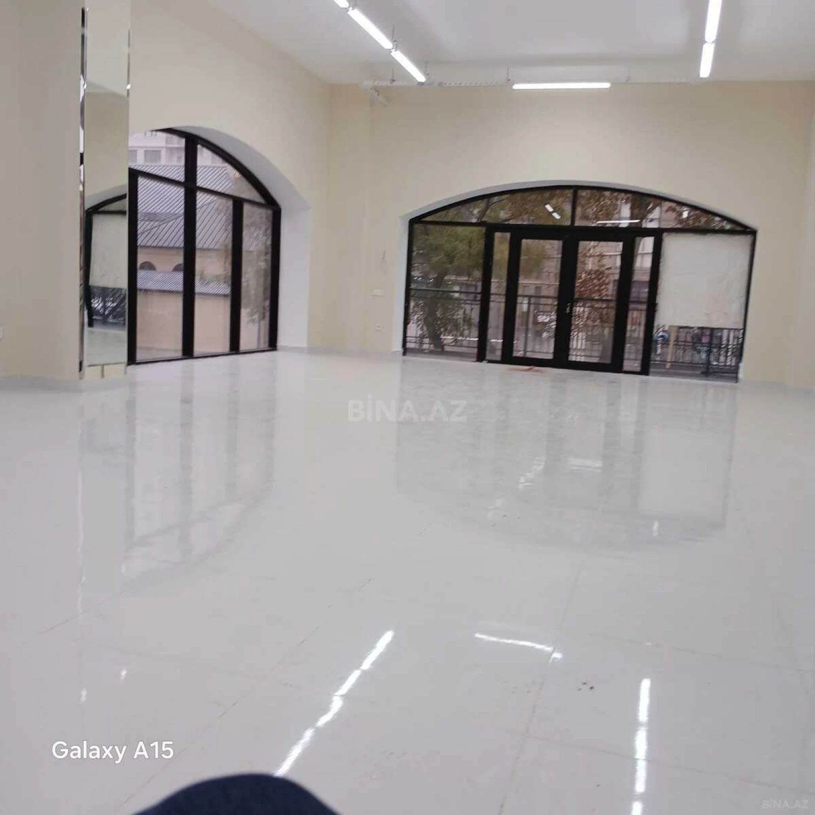 Kirayə verilir obyekt 120 m²