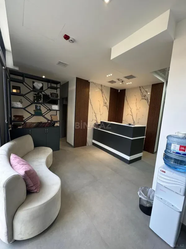 Kirayə verilir 5 otaqlı ofis 120 m²