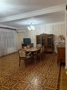Satılır 5 otaqlı mənzil 115 m² — Bakı 5 otaq 115.00 m²