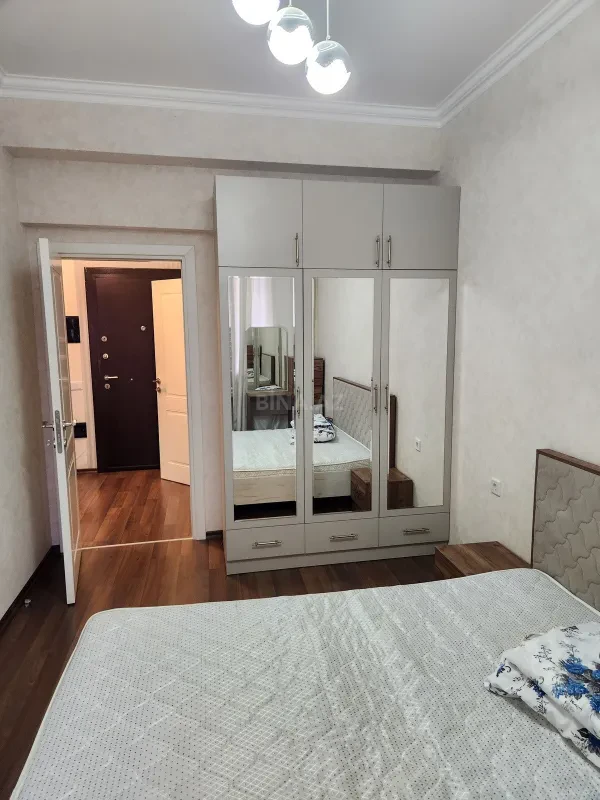 Kirayə verilir 2 otaqlı mənzil 45 m²