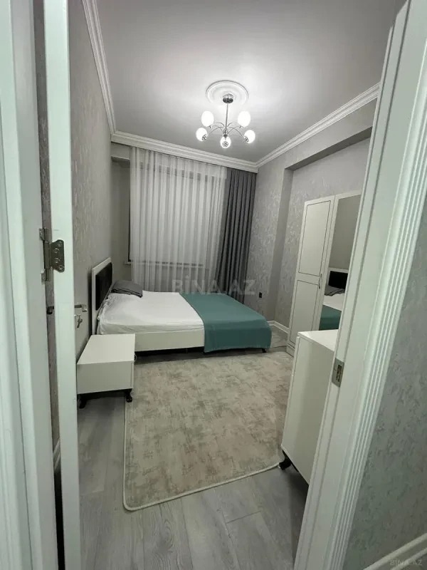 Kirayə verilir 2 otaqlı mənzil 70 m²