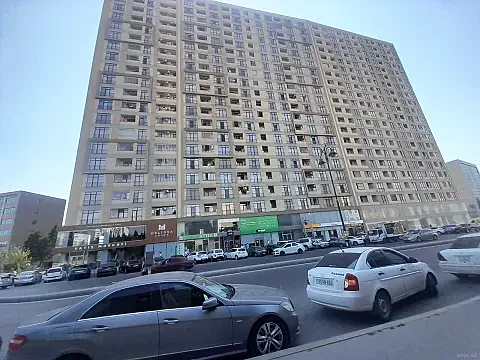 Kirayə verilir 2 otaqlı mənzil 90 m² — Bakı 2 otaq 90.00 m²
