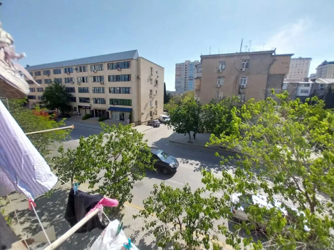 Satılır 2 otaqlı mənzil 63 m²