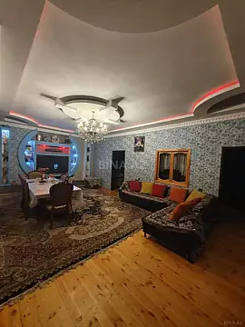 Satılır 4 otaqlı həyət evi 135 m² — Bakı, Səbail 4 otaq 135.00 m²