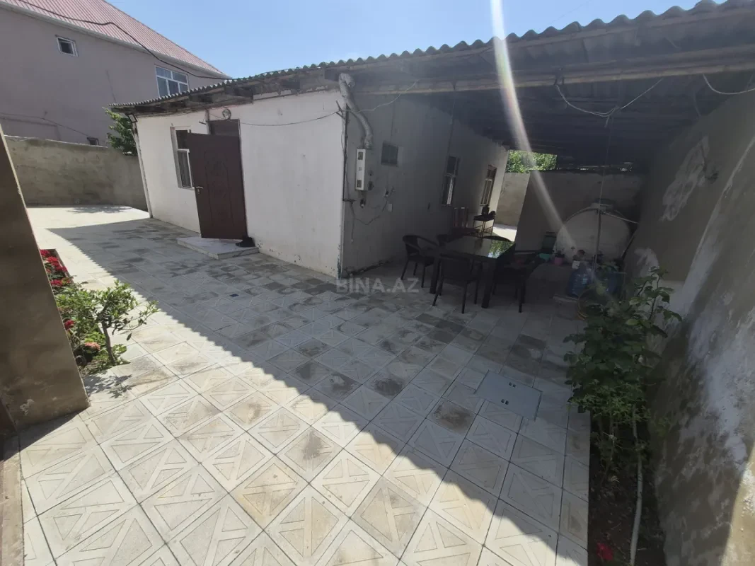 Satılır 4 otaqlı həyət evi 90 m²