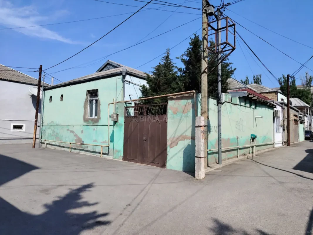 Satılır 4 otaqlı həyət evi 70 m²