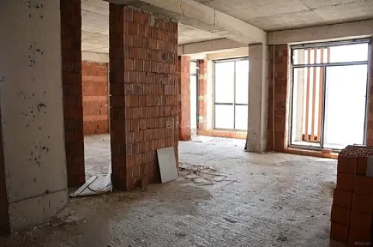Satılır 3 otaqlı mənzil 128 m² — Bakı 3 otaq 128.00 m²