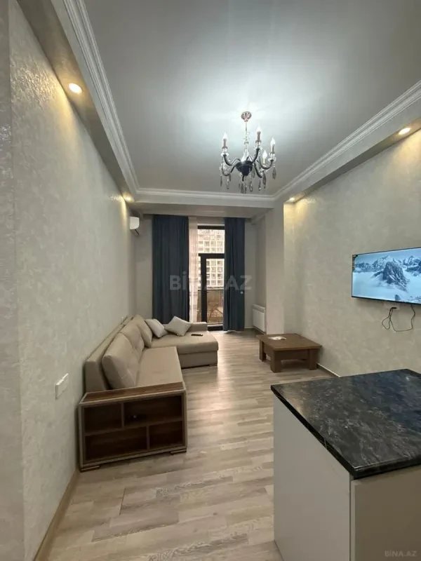 Kirayə verilir 2 otaqlı mənzil 70 m²