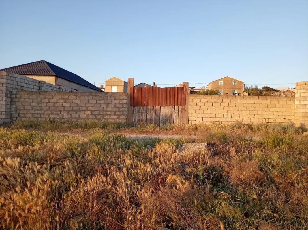 Satılır torpaq sahəsi 2 m²