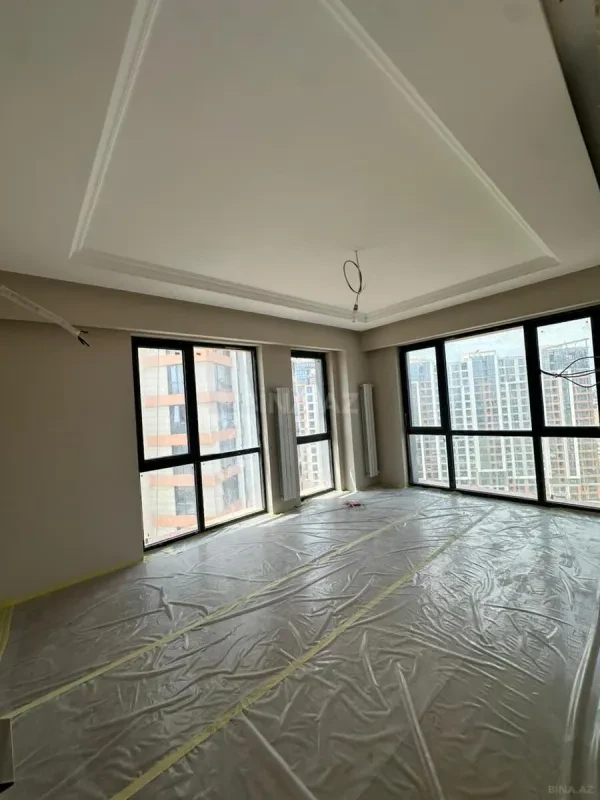 Kirayə verilir 2 otaqlı ofis 65 m²
