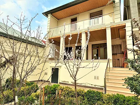 Satılır 6 otaqlı həyət evi 150 m² — Bakı, Binəqədi 6 otaq 150.00 m²