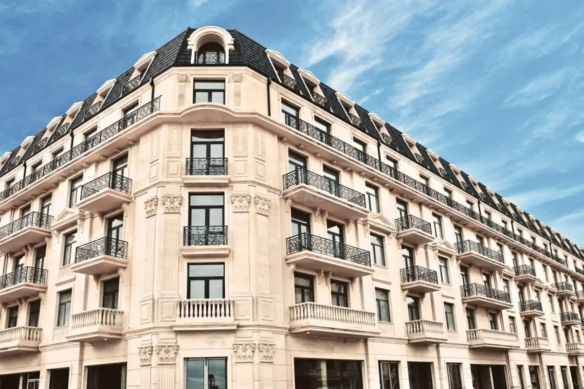 Satılır 3 otaqlı mənzil 110 m²