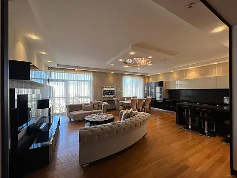 Kirayə verilir 3 otaqlı mənzil 140 m² — Bakı 3 otaq 140.00 m²