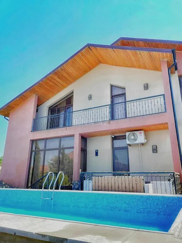 Kirayə verilir 4 otaqlı həyət evi 290 m²