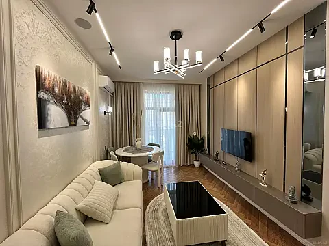 Satılır 2 otaqlı mənzil 64 m² — Bakı, Nizami 2 otaq 64.00 m²