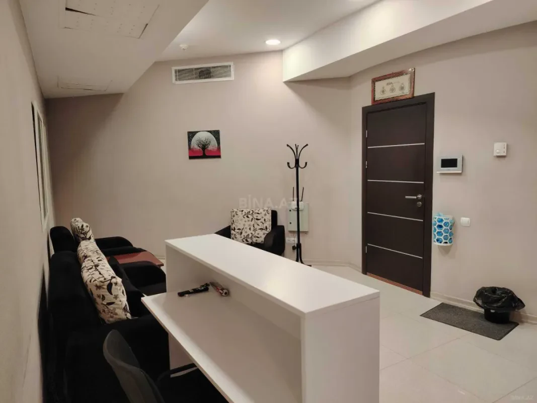 Kirayə verilir 2 otaqlı ofis 90 m²