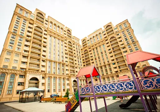 Satılır 5 otaqlı mənzil 210 m² — Bakı, Bayıl 5 otaq 210.00 m²
