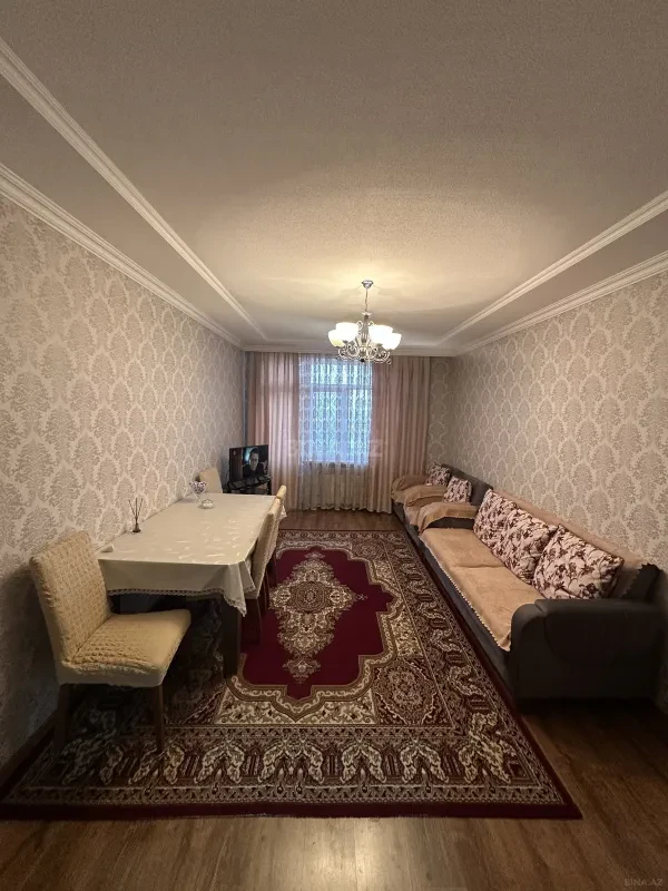 Satılır 4 otaqlı mənzil 85 m²