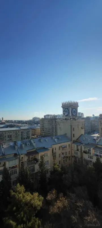 Satılır 2 otaqlı mənzil 68 m²
