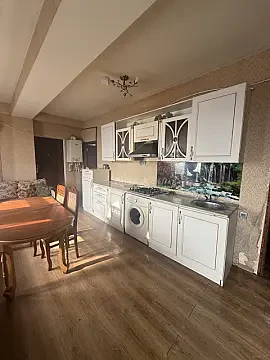 Kirayə verilir 2 otaqlı mənzil 70 m² — Bakı, Nəsimi 2 otaq 70.00 m²