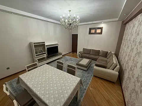 Kirayə verilir 3 otaqlı mənzil 100 m² — Bakı 3 otaq 100.00 m²