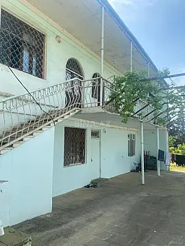 Satılır 8 otaqlı həyət evi 250 m² — Bakı, Bakıxanov 8 otaq 250.00 m²