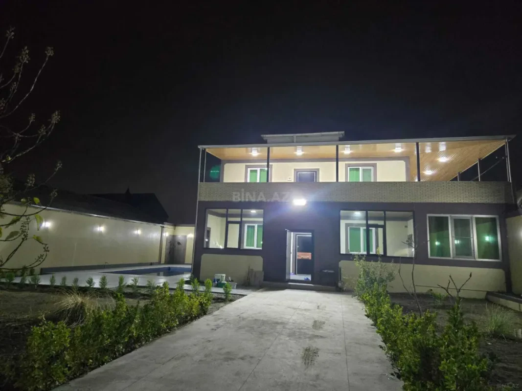 Kirayə verilir 6 otaqlı həyət evi 350 m²