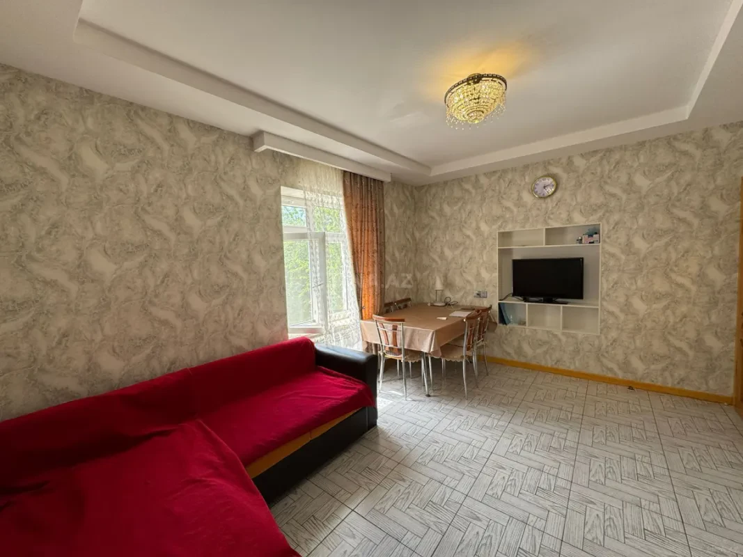 Kirayə verilir 2 otaqlı mənzil 45 m²