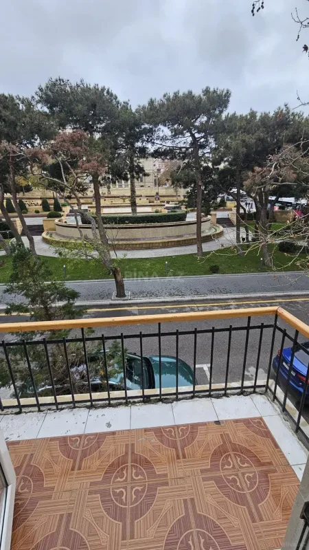 Kirayə verilir 2 otaqlı mənzil 50 m²