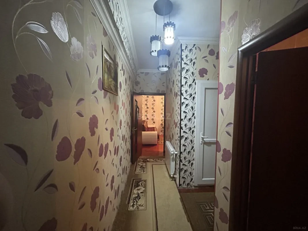 Kirayə verilir 2 otaqlı mənzil 70 m²